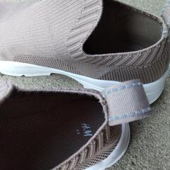 H&M  スニーカーの画像