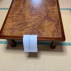 こたつテーブルの画像