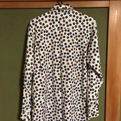 水玉　ブラウス　の画像