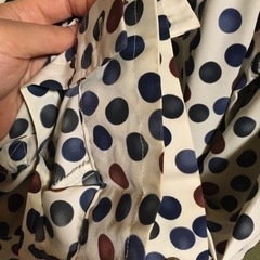 水玉　ブラウス　の画像