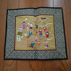 中国刺繍  唐子遊戯図  敷物  タペストリー
