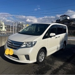 ✨審査通過率９３％✨自社ローン🚙月々27,500～✨日産   セレナ         H24年式　　　　　　　　　　　　　　　 10万キロ　ローン通らない方を応援します🚩シングルマザー、シングルファザー応援店 の画像