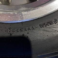 275/70R16 スタッドレスタイヤ&アルミホイール4本の画像