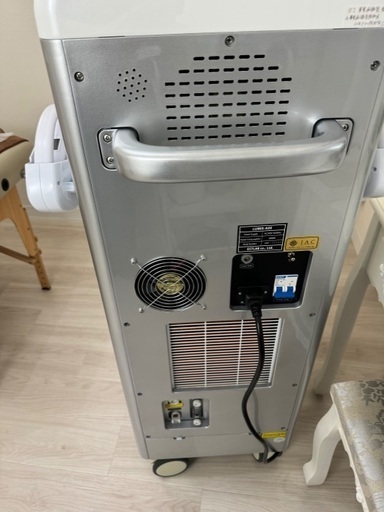 極美品】大特価！業務用脱毛器タワー型大手サロン御用達キューブ