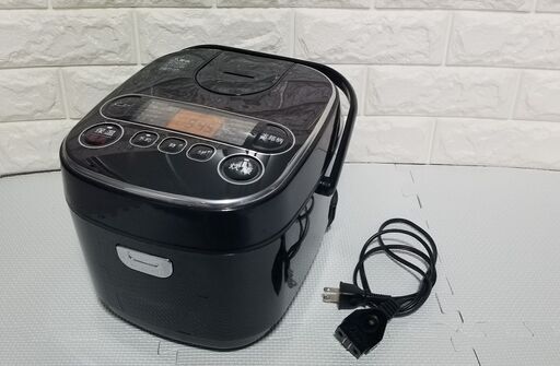 アイリスオーヤマ　炊飯器　IRIS RC-MA50AZ-B 炊飯ジャー　家電　2020年製　近場配達　可