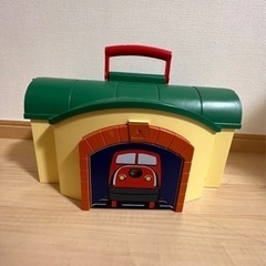 Playmobil プレイモービルの線路と列車のセットの画像