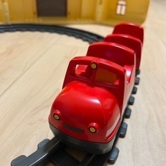 Playmobil プレイモービルの線路と列車のセットの画像