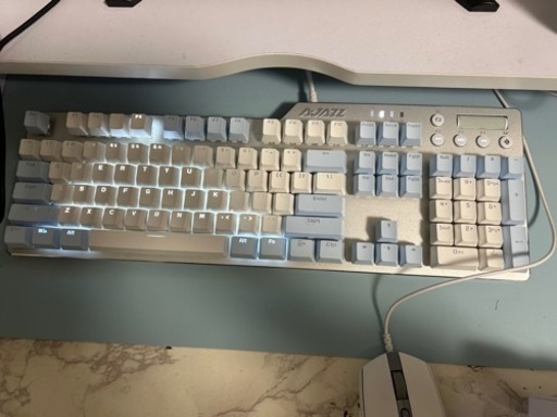パソコン　デスクトップ