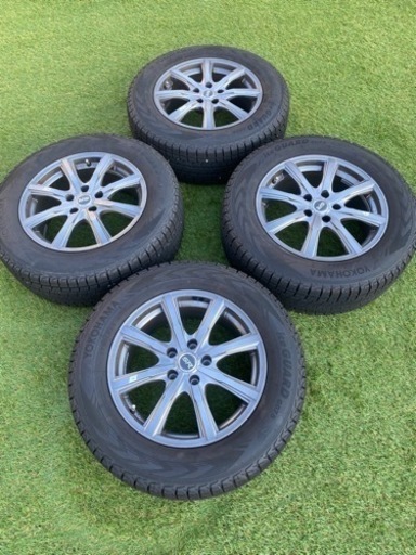 スタッドレスタイヤ　ホイールセット　SUV ヨコハマ　アイスガード　17インチ　ハリアー　2021年製造