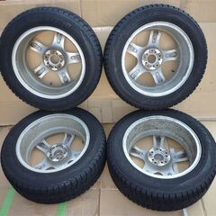 🔴山口市、冬タイヤ4本アルミ215/60R17、￥13000🔴スタッドレスバリ山🔴5穴114.3&100イン38🔴ヨコハマ🔴ナット付カバー無🔴2017年製↓の画像