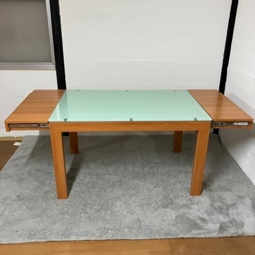 P0555 ニトリ 伸長式ガラステーブル 幅120cm〜180cm