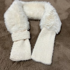 美品　可愛いフェイクファーマフラーの画像