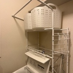 【無料】ニトリ　洗濯機ラック&カゴセット