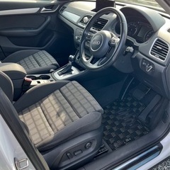 アウディ　q3 Audi ２．０　ＴＦＳＩ　クワトロ　１８０ＰＳの画像