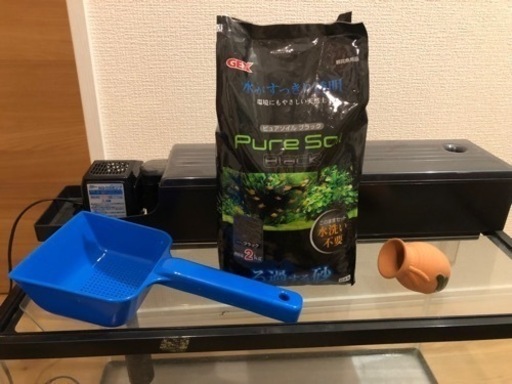 【値下げ】GEX60cm水槽と大量フィルターなど