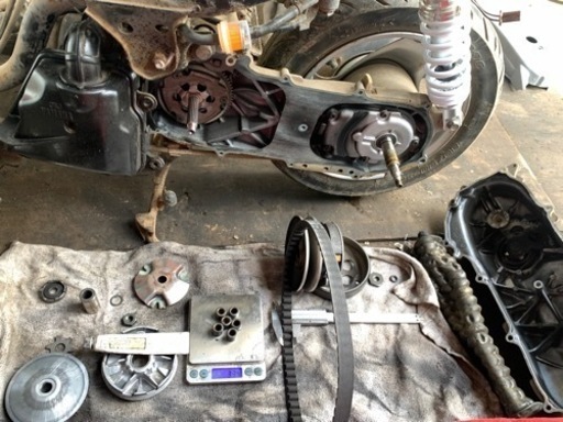 神奈川県藤沢市発。ヤマハビーノ5au規制前2スト。オールホワイトにフル