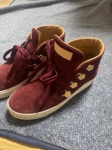 LOUIS VUITTON スニーカー