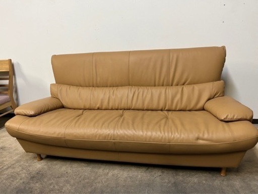 カリモク 3人掛け　ソファ　本革