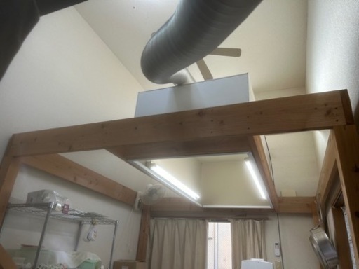 引っ越しの為、照明つき換気設備お譲りします。
