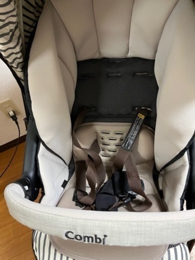 美品 コンビ ベビーカー スゴカルα 4キャス エッグショック
