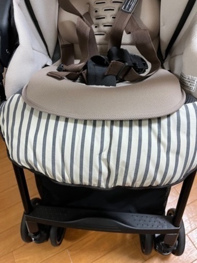 美品 コンビ ベビーカー スゴカルα 4キャス エッグショック