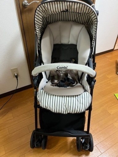 美品 コンビ ベビーカー スゴカルα 4キャス エッグショック
