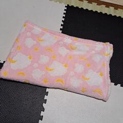 お値下げ中！中古品 ペット用毛布 ピンクの画像