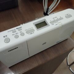 東芝 お洒落な薄型 CDコンポ ラジオ  ラジカセ 代わりにの画像