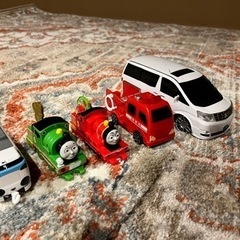 無料で差し上げます☆子どもの車のおもちゃ