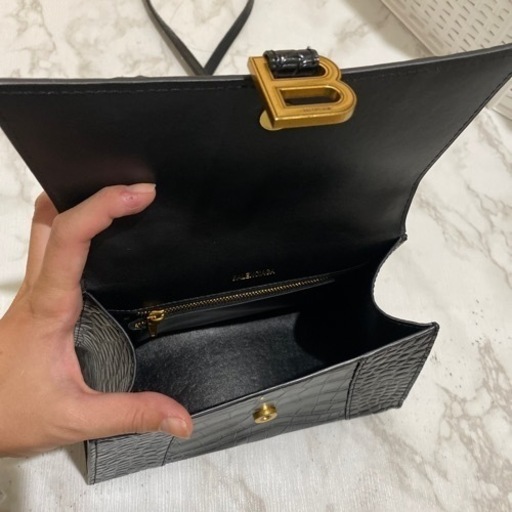 【値引きなし】バレンシアガ　ショルダーバッグ