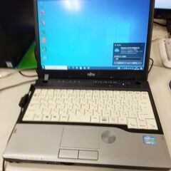 LIFEBOOK P772/G Corei5 4GBメモリ　12...