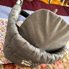 テーブルチェアの画像