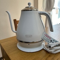 デロンギ　電気ケトル