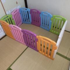 ベビーサークル（明るいカラータイプ）パネル11面※取引中