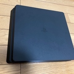 【お譲り決定しました】PS4本体500GB＋ケーブル一式＋コントローラー＋DBDの画像