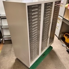 レターケース　A4 サイズ幅900 奥450 高さ1070mm クリヤケース　ルーミーケースの画像