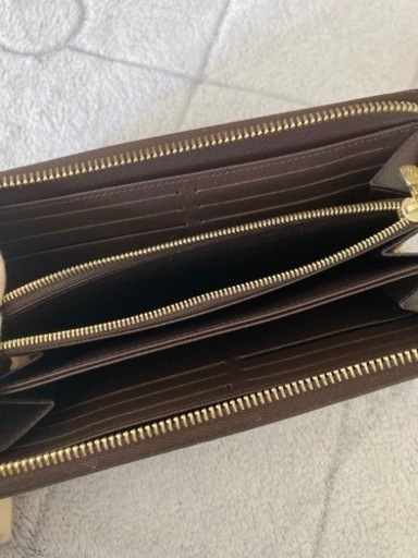 元値2個で20万！美品！ルイヴィトンダミエ　グッチ　長財布