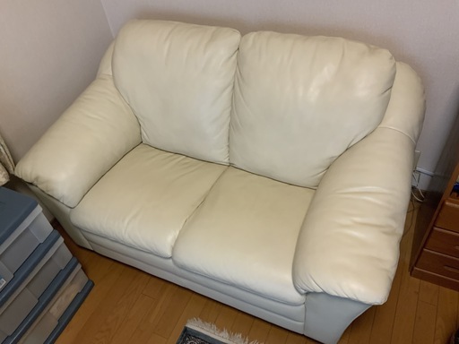 ＜値下げ3＞INCANTO社「DIVANI」イタリア製 本革2人掛け チェアソファ／ラブソファ●アイボリー色●IDC大塚家具●全国発送可 (愛知県内送料17,070円)