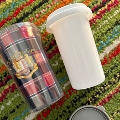 未使用　蓋付きコップ　の画像