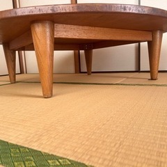 アンティーク家具　円卓の画像