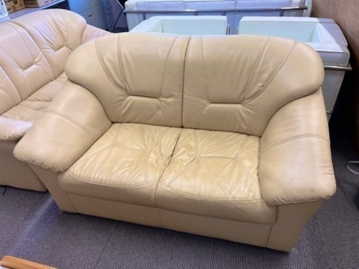合皮2人掛けソファ　中古