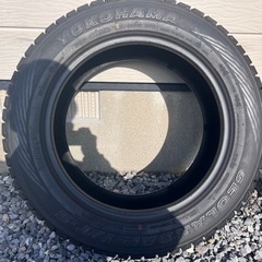 YOKOHAMA スタッドレスタイヤ　235/60r18の画像
