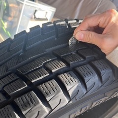 YOKOHAMA スタッドレスタイヤ　235/60r18の画像