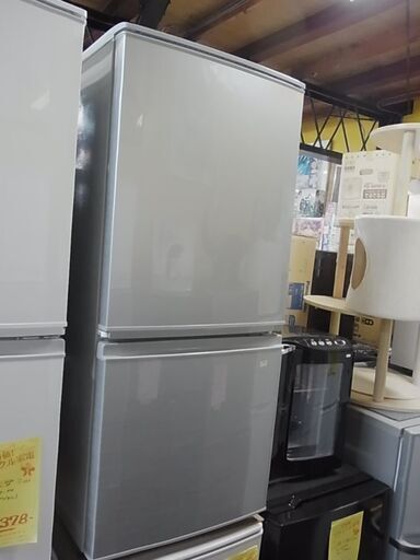 SHARP　シャープ　2ドア冷蔵庫　SJ-D14C-S　137L　ノンフロン冷凍冷蔵庫　2016年製　シルバー