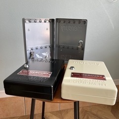 【未使用品】旧マーキュリー　キーキャビネットの画像