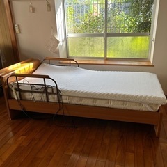 シングル電動ベッド　取り引き完了しました！
