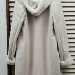 CECIL McBEE レディース　
ムートンコート オフホワイト の画像