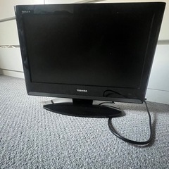 美品　東芝19インチ液晶カラーテレビ　