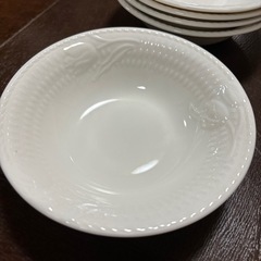 【決定】中古品　GIVENCHY チューリップ器　5枚