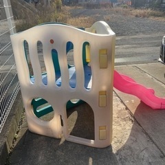 リトルタイクス社ウェーブクライマー(大型滑り台)の画像